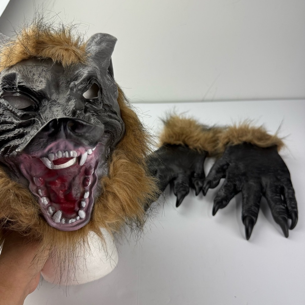 Werewolf Mask and Hand Gloves Costume Halloween Scary Adult Unisex